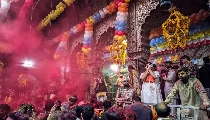हाथी घोड़ा पालकी, जय कन्हैया लाल की! Janmashtami से पहले कृष्ण भक्तों को तोहफ़ा, UP Assembly में श्री बांके बिहारी न्यास विधेयक 2025 पास