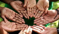 International Friendship Day 2025| मित्रताः रिश्तों की आत्मा और संवेदना की जीवंत सरिता