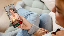 WhatsApp ला रहा है नाइट मोड, अब अंधेरे में भी करें वीडियो कॉल और फोटोग्राफी