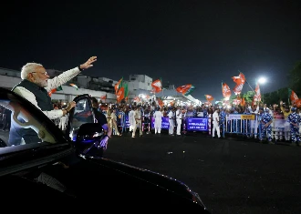 PM Modi West Bengal Visit: प्रधानमंत्री मोदी ने 16वें सशस्त्र बल सम्मेलन का उद्घाटन किया