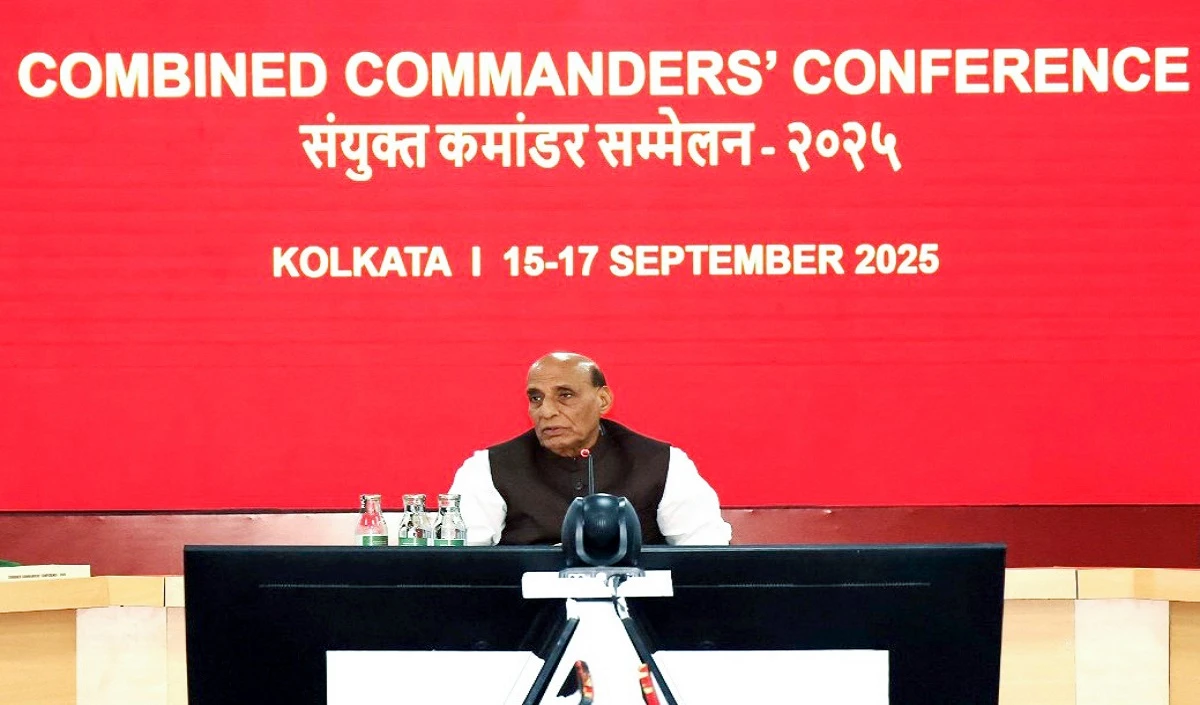 राजनाथ सिंह का आह्वान: सेना बनेगी 'टेक-फ्रेंडली', भविष्य के युद्धों की तैयारी तेज