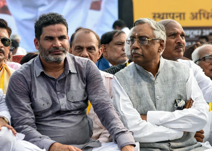  Bihar Election 2025: जन सुराज पार्टी के नेता प्रशांत किशोर ने इन लोगों पर जताया विश्वास, 243 विधानसभा सीटों के लिए प्लान रैडी है