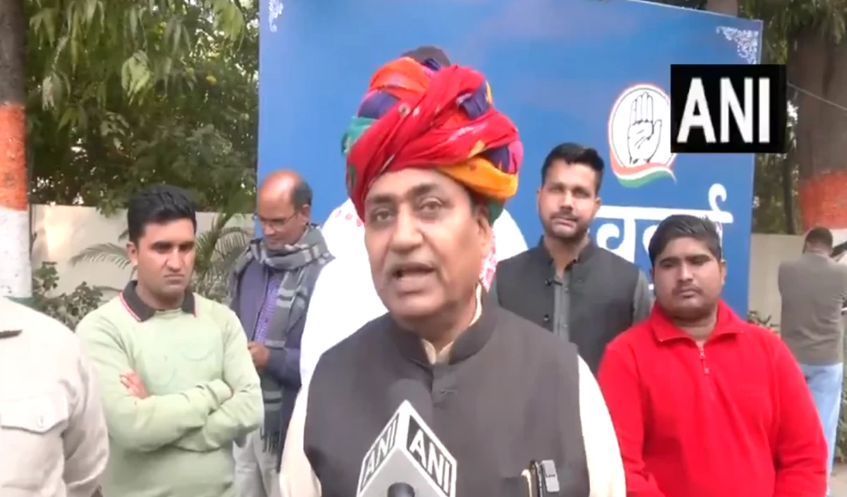 Congress का आरोप: Manmohan-Sonia के