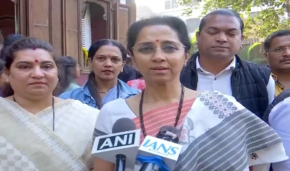 Pune Election में चाचा-भतीजी साथ, सुप्रिया सुले का बड़ा बयान-