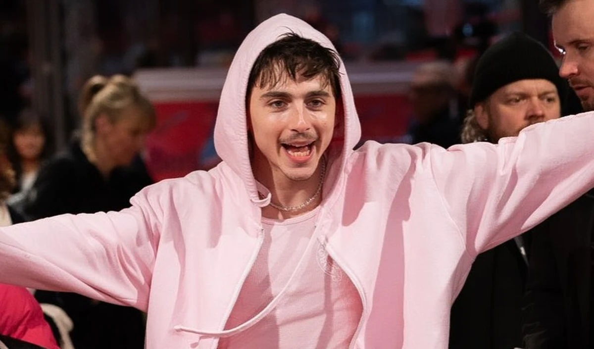 Golden Globes 2026 Winners | Timothee Chalamet ने दी Leonardo DiCaprio को मात, 'बेस्ट एक्टर' का खिताब जीतकर रचा इतिहास!