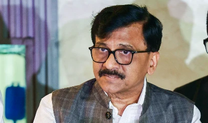 Sanjay Raut का Election Commission पर सीधा हमला, पूछा- चुनावी नतीजों से पहले BJP नेताओं से क्यों हुई मुलाकात?