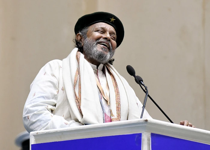 Bengal में Bangladesh जैसे हालात, हिंदुओं पर हमले? Mithun Chakraborty ने Police-प्रशासन को घेरा