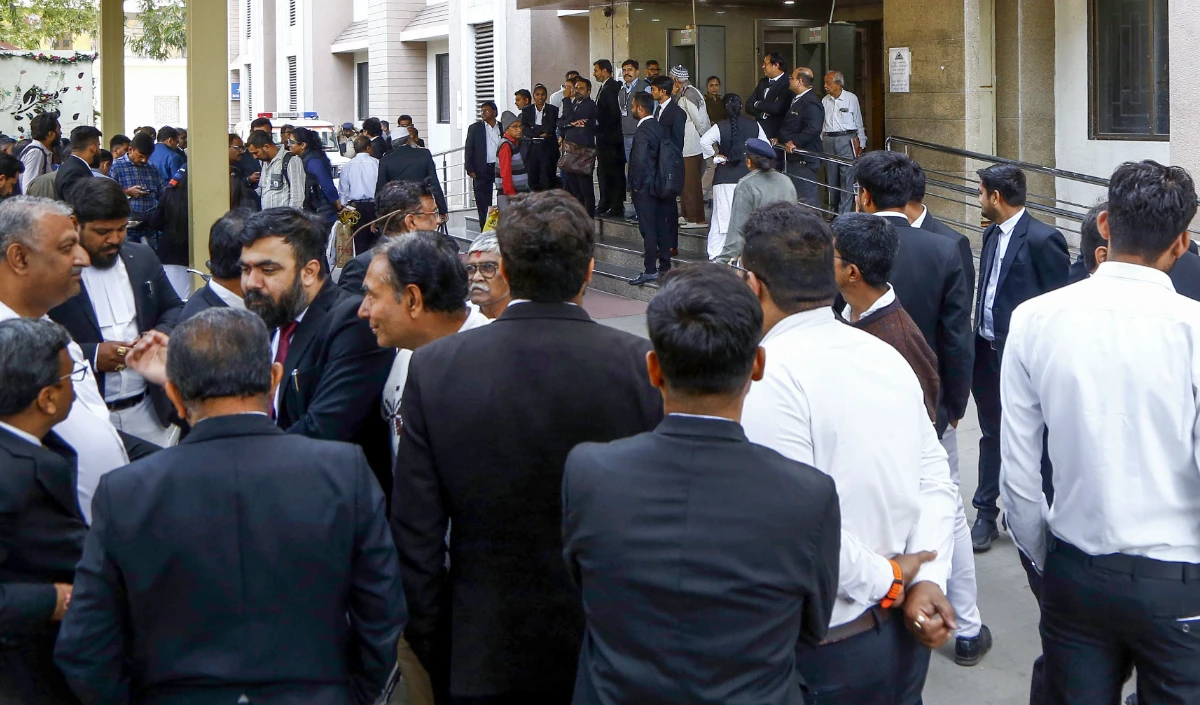 Kerala : कासरगोड जिला अदालत को मिली बम से उड़ाने की धमकी, ईमेल मिलते ही खाली कराया गया परिसर