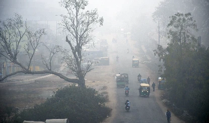 दिल्ली-NCR में बदला मौसम! बेवक्त बारिश ने बढ़ाई ठिठुरन, अचानक हुई बारिश, IMD ने जारी किया अलर्ट