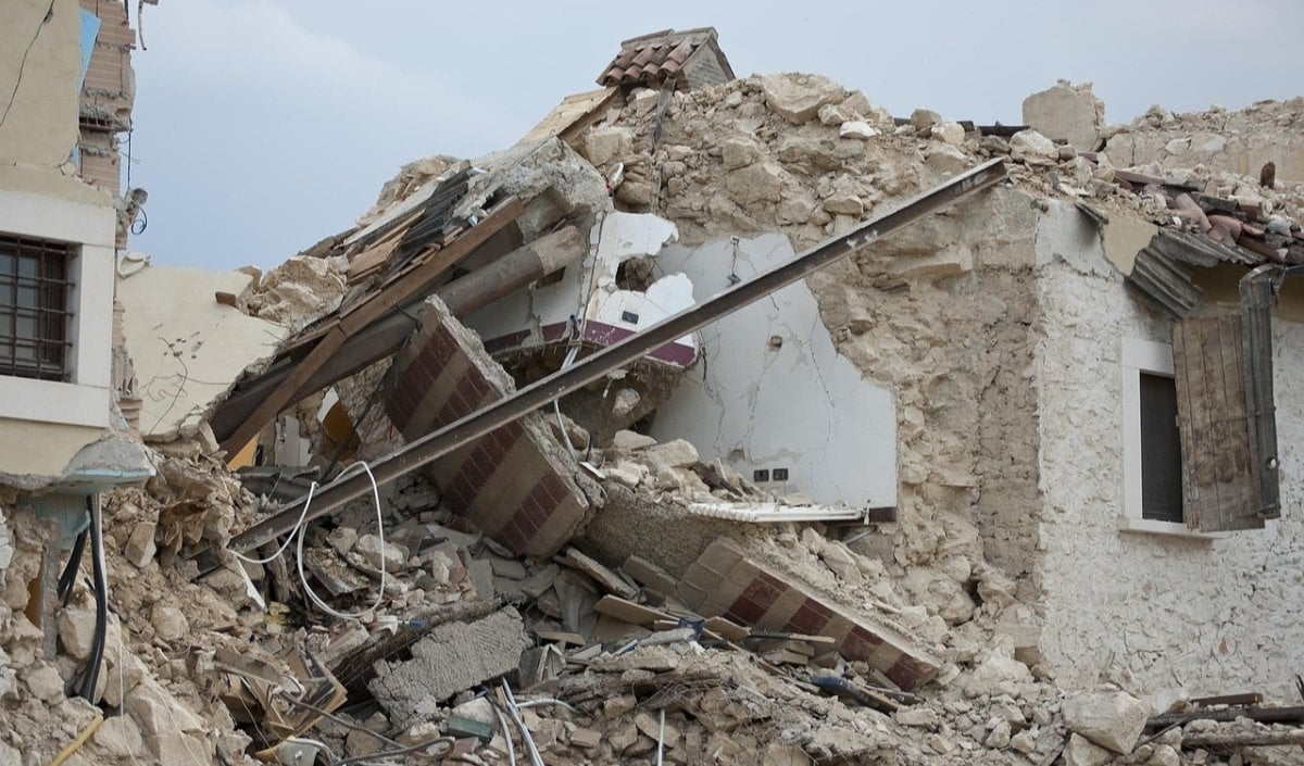Afghanistan Earthquake | धराशायी होने से बाल-बाल बचा अफगानिस्तान! हिंदू कुश में 126 KM नीचे हिली धरती, 5.3 की तीव्रता से कांपे लोग