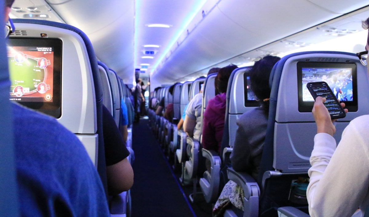 Flydubai Mid Air Emergency | 34,000 फुट की ऊंचाई पर हवा में हाईजैक जैसा ड्रामा! खून से लथपथ भारतीय पायलट ने बचाई 174 जानें, PM Modi और नेतन्याहू ने कहा-