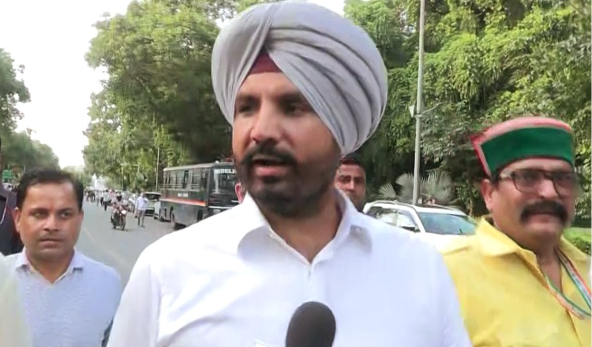 Raja Warring ने बदला अपना X बायो, Punjab Congress में नए PPCC अध्यक्ष को लेकर सियासी हलचल तेज