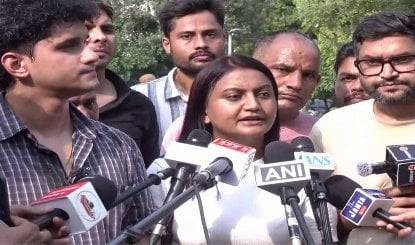 CJP की लीगल हेड पहुंचीं साकेत कोर्ट, CEC विरोध से रोकने वाले पुलिसकर्मियों के खिलाफ FIR दर्ज करने की मांग