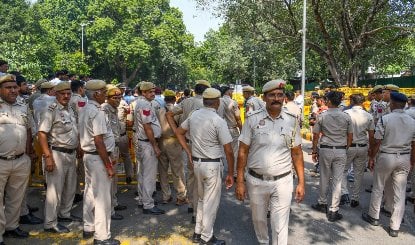 Delhi Police का सख्त एक्शन: CJP Protest से पहले 500 हिरासत में, राजधानी में CAPF की तैनाती