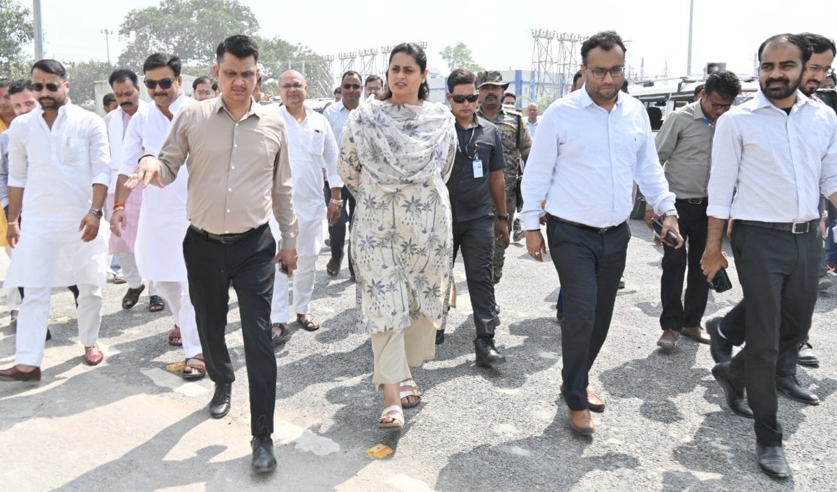 Muzaffarpur के Mega Leather Park पहुंचीं Shreyasi Singh, परखीं बुनियादी सुविधाएं