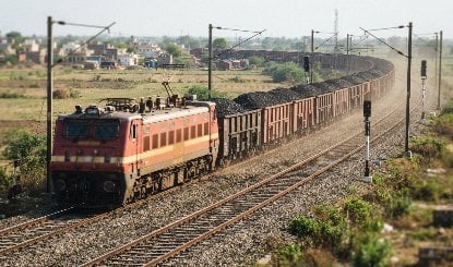 Indian Railways का Freight Revenue 1266 करोड़ रुपये बढ़ा, कोयला सप्लाई में भी उछाल