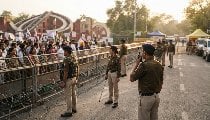 Top 10 Breaking News 13 October 2026 | Delhi CAPF Deployment | Jantar Mantar Protest | Rahul Gandhi High Tea Meating | देश-विदेश से जुड़ी आज की मुख्य सुर्खियाँ यहां विस्तार से पढ़ें