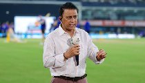 क्या क्रिकेट में बदलेंगे रिकॉर्ड दर्ज करने के नियम? Sunil Gavaskar ने T20I और रणजी आंकड़ों पर उठाए गंभीर सवाल क्या क्रिकेट में बदलेंगे रिकॉर्ड दर्ज करने के नियम? Sunil Gavaskar ने T20I और रणजी आंकड़ों पर उठाए गंभीर सवाल