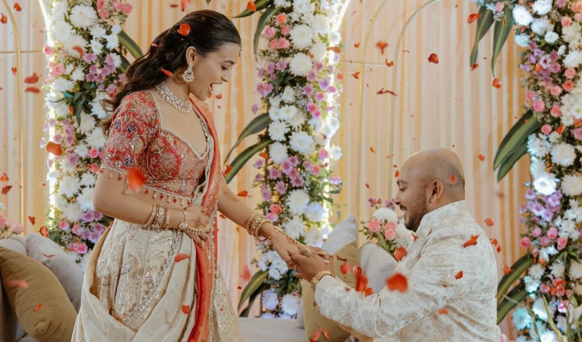 ’गलती मान ली, अब किसी और की जरूरत नहीं…’, सगाई तोड़ने के महीनेभर बाद पृथ्वी शॉ के पास लौटीं एक्ट्रेस आकृति अग्रवाल ’गलती मान ली, अब किसी और की जरूरत नहीं…’, सगाई तोड़ने के महीनेभर बाद पृथ्वी शॉ के पास लौटीं एक्ट्रेस आकृति अग्रवाल