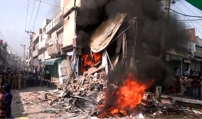 Mansa Drug Murder Case: आरोपी पर चला Bulldozer, भीड़ ने फूंकी Chemist Shop