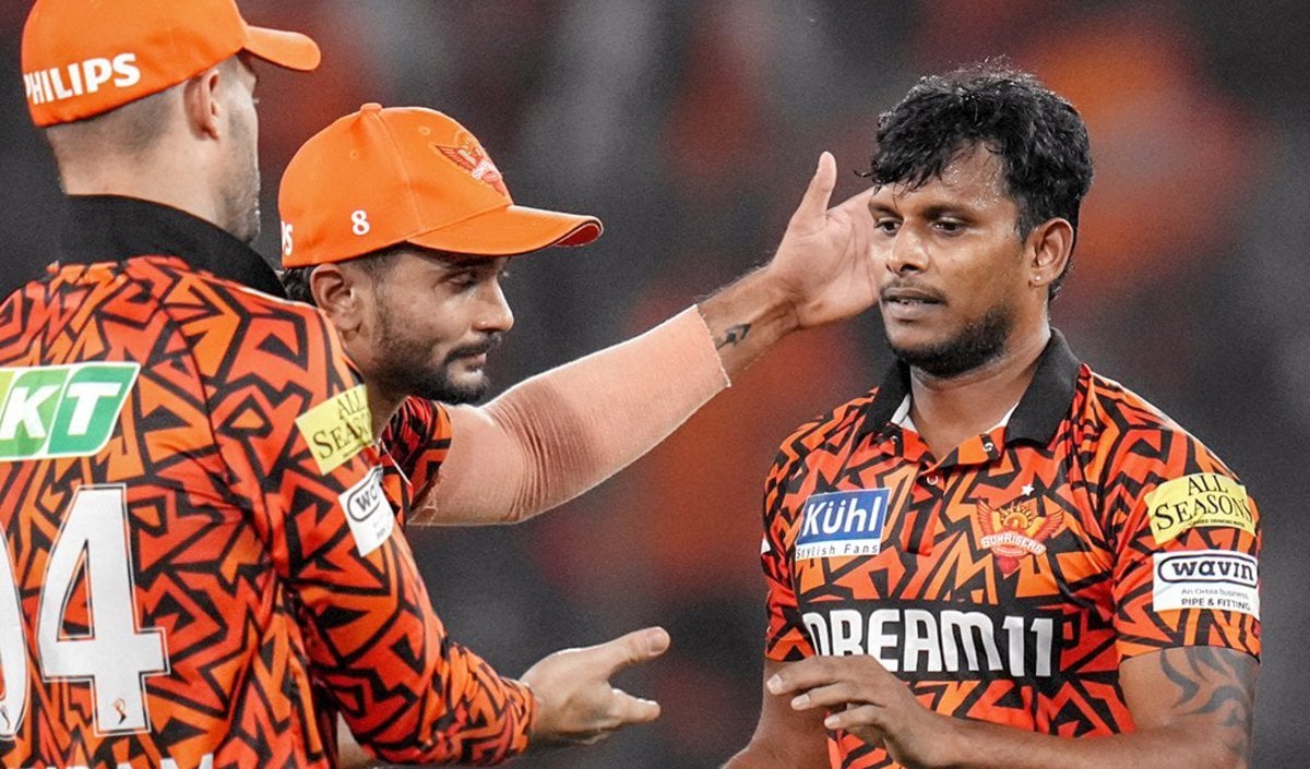 T Natarajan की SRH में वापसी, DC ने Zeeshan Ansari के बदले किया IPL Trade T Natarajan की SRH में वापसी, DC ने Zeeshan Ansari के बदले किया IPL Trade