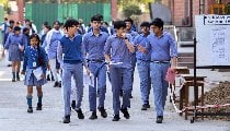 छात्रः सपनों की उड़ान से सृजन की पहचान तक छात्रः सपनों की उड़ान से सृजन की पहचान तक