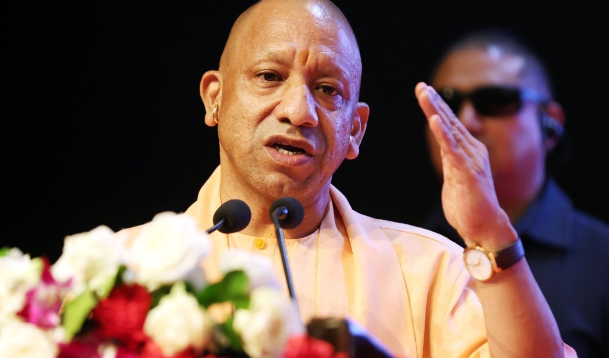 CM Yogi का बड़ा ऐलान, Atiq Ahmed का गढ़ Kasari-Masari अब कहलाएगा Shrikrishnapuri
