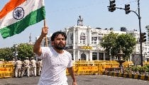 घने जंगल, जयपुर राजघराना और तिरंगा मार्च: किसके हक की थी वो जमीन जहां आज है CP का सेंट्रल पार्क? घने जंगल, जयपुर राजघराना और तिरंगा मार्च: किसके हक की थी वो जमीन जहां आज है CP का सेंट्रल पार्क?