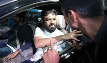 Delhi Police ने CJP संयोजक Abhijeet Dipke को हिरासत में लिया, CP मार्च रोका