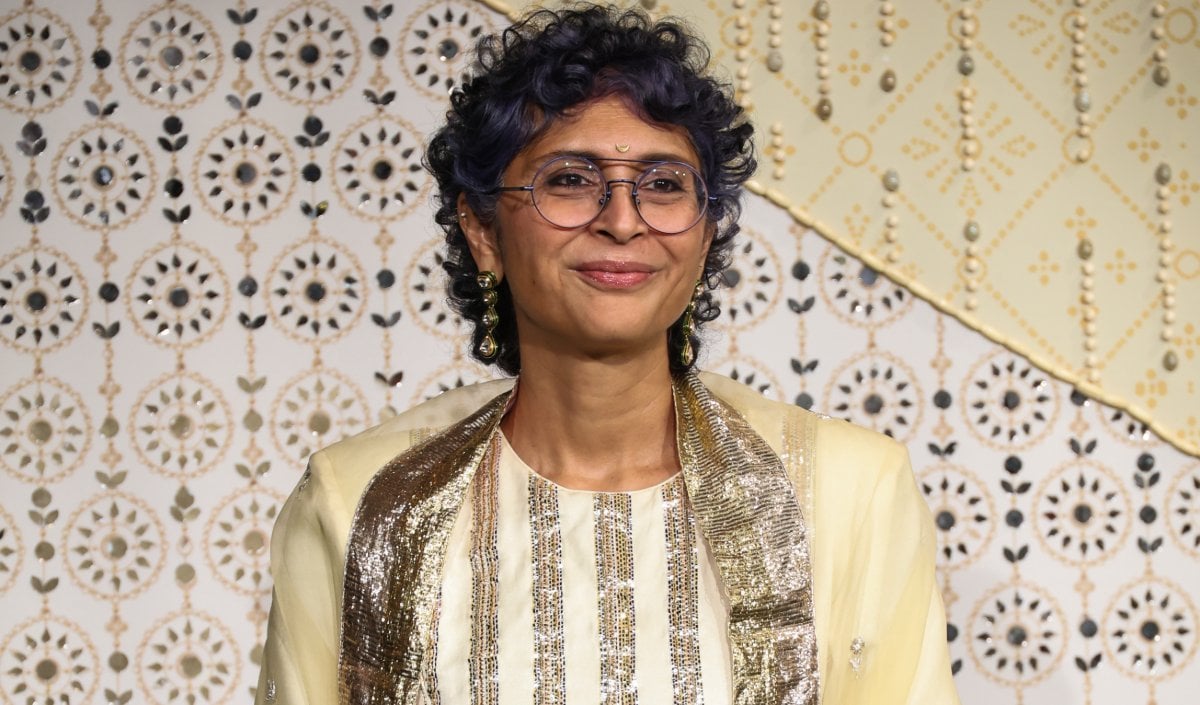 Chief Election Commissioner के खिलाफ प्रदर्शन मामले में Imran Khan को देश छोड़ने का नोटिस, फिल्ममेकर Kiran Rao ने किया अभिनेता का समर्थन Chief Election Commissioner के खिलाफ प्रदर्शन मामले में Imran Khan को देश छोड़ने का नोटिस, फिल्ममेकर Kiran Rao ने किया अभिनेता का समर्थन