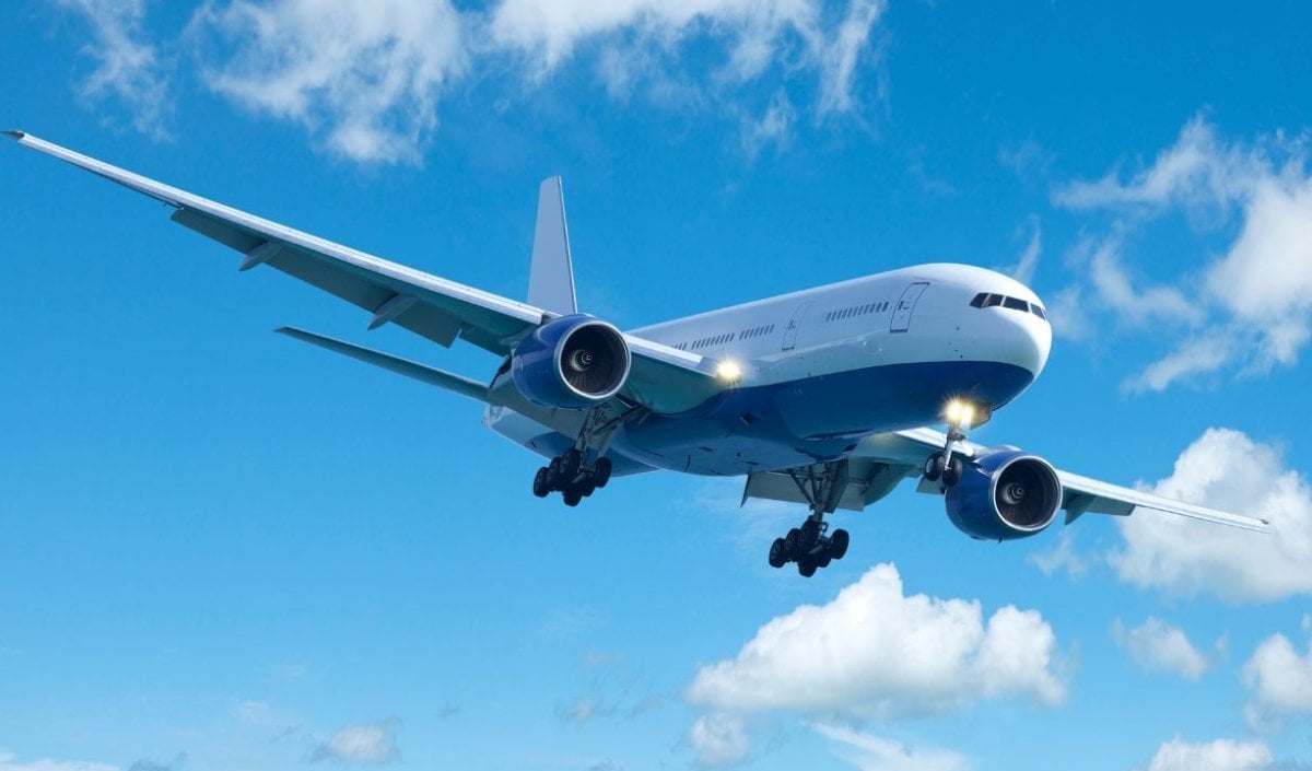 Ahmedabad Hyderabad flight bomb threat Ahmedabad Hyderabad flight bomb threat