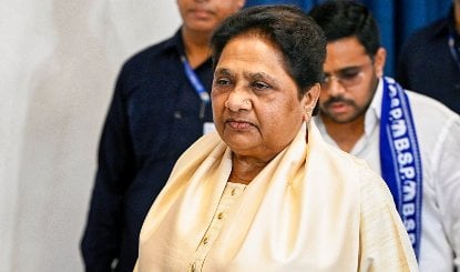 Mayawati ने आकाश आनंद को चुनावी मैदान में उतारा, 28 अक्टूबर से शुरू होगा दौरा
