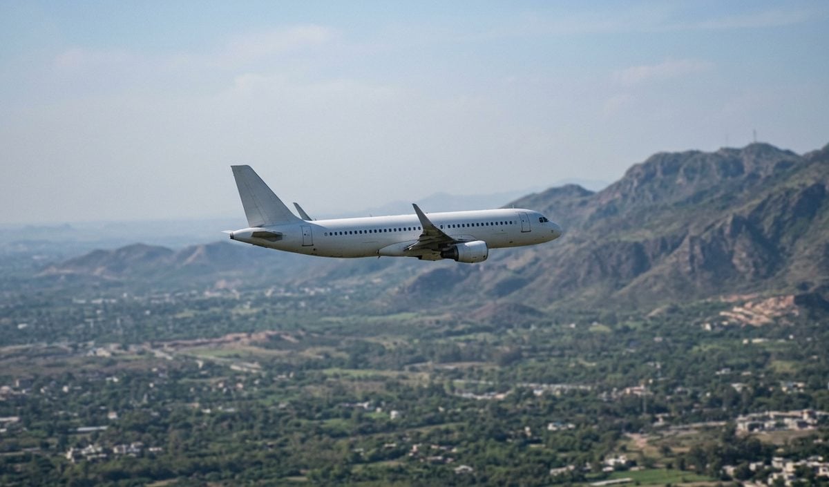 Pakistan Airspace में भारतीय उड़ानों पर लगी रोक 24 नवंबर तक बढ़ी Pakistan Airspace में भारतीय उड़ानों पर लगी रोक 24 नवंबर तक बढ़ी