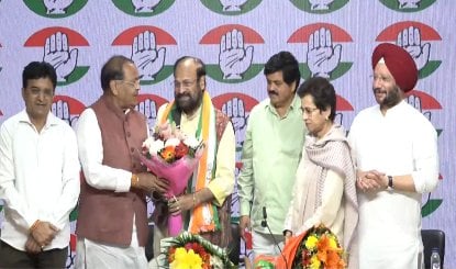 Congress में लौटे Ram Sharan Nautiyal, कुमारी शैलजा ने किया स्वागत, BJP पर साधा निशाना