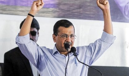 Arvind Kejriwal का Centre पर हमला: देश के Gangster को बना लिया दामाद