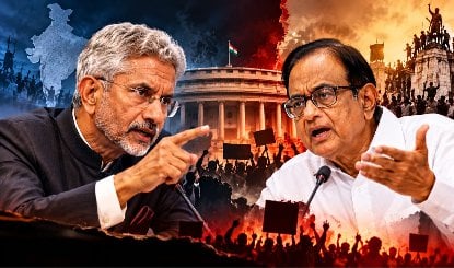 Jaishankar और Chidambaram की भिड़ंत देखकर मजा आ जायेगा ! Regime Change को लेकर दोनों के बीच हुई गर्मागर्म बहस से चढ़ गया सियासी पारा