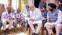 Strict Action की चेतावनी: Chitta सिंडिकेट पर गरजे Amit Shah, बोले Punjab को नशा मुक्त बनाएंगे Strict Action की चेतावनी: Chitta सिंडिकेट पर गरजे Amit Shah, बोले Punjab को नशा मुक्त बनाएंगे