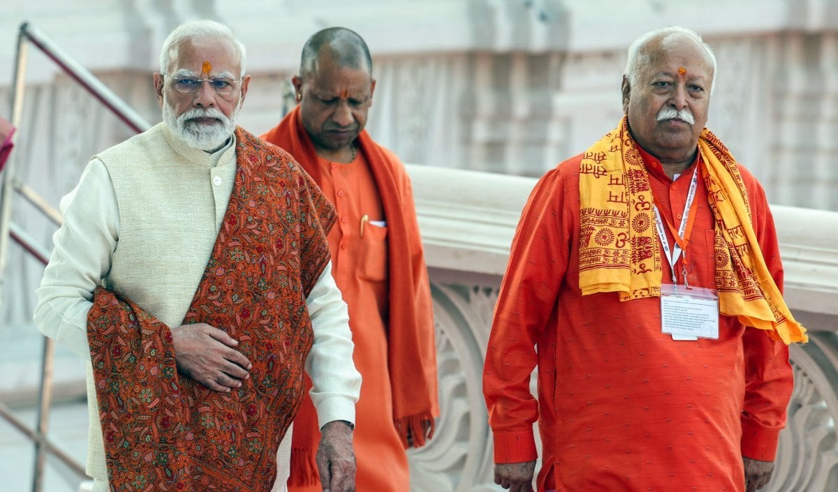 RSS शताब्दी वर्ष पर PM Narendra Modi ने स्वयंसेवकों को दी बधाई, मोहन भागवत के संबोधन की तारीफ की