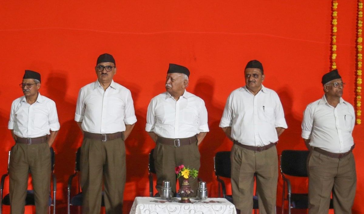 रिजीम चेंज न हुआ, न आगे होगा...