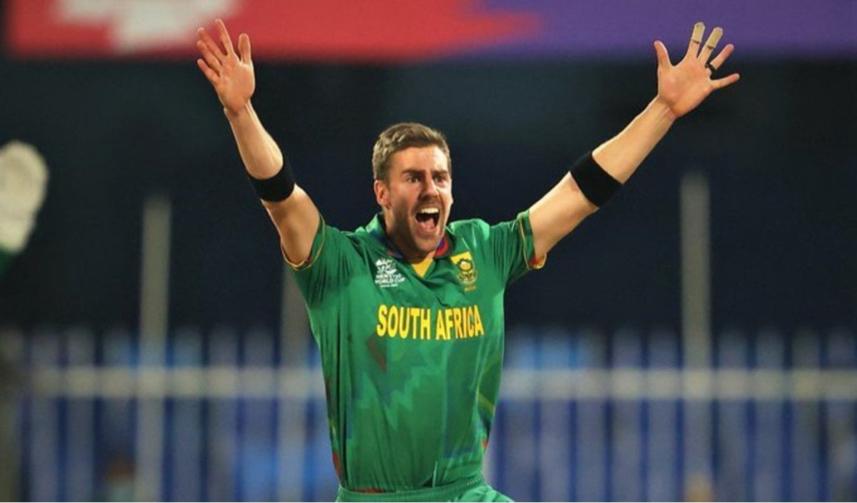 Australia के खिलाफ दूसरे Test में तेज गेंदबाज Anrich Nortje चोटिल होकर बाहर Australia के खिलाफ दूसरे Test में तेज गेंदबाज Anrich Nortje चोटिल होकर बाहर
