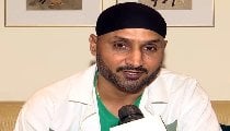 Greg Chappell ने Team India को तोड़ा, Harbhajan Singh ने 2007 World Cup पर किया खुलासा