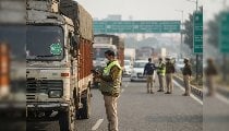 Delhi-NCR में सांसों पर संकट: Non-BS-VI Vehicles के प्रवेश पर रोक और निगरानी हुई तेज