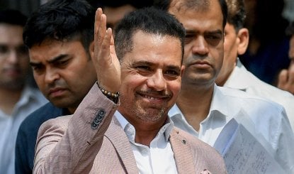 Robert Vadra ने Bikaner House फैसले पर उठाए सवाल, बोले- बेटे Raihan Vadra का काम रुक नहीं सकता