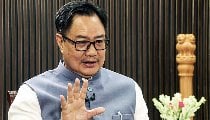 'इस दुष्ट व्यक्ति को सजा मिलेगी': Tripura के युवक पर नस्लीय टिप्पणी करने वाले कंटेंट क्रिएटर पर Kiren Rijiju का कड़ा रुख, सख्त कार्रवाई का वादा