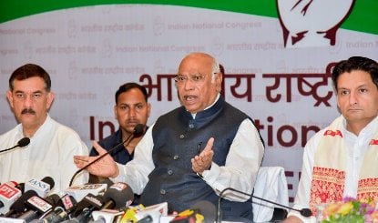 Arunachal Pradesh में PLA से Face-Off पर खड़गे का वार, PM Modi देश को बताएं सीमा का सच