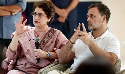 Gandhi Family में नया विवाद: Raihan Vadra के बहाने BJP का वार, राहुल-प्रियंका में मतभेद?