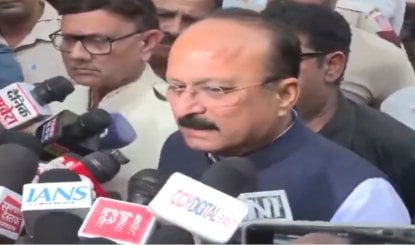 School में छात्रा की मौत के बाद पहुंचे मंत्री Ashish Sood, Delhi Police से ली जांच की जानकारी