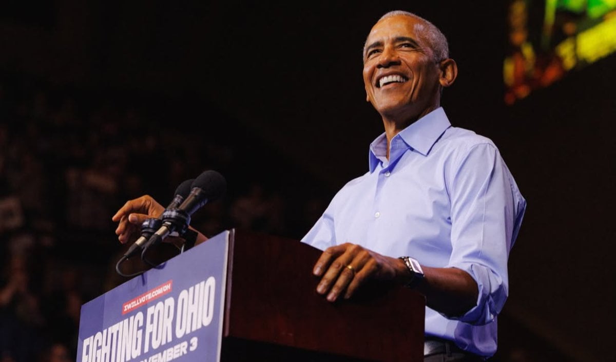 ऐसा क्या बदल रहे हैं Trump कि Obama ने व्हाइट हाउस की तुलना सद्दाम की चीजकेक फैक्टरी से कर दी?
