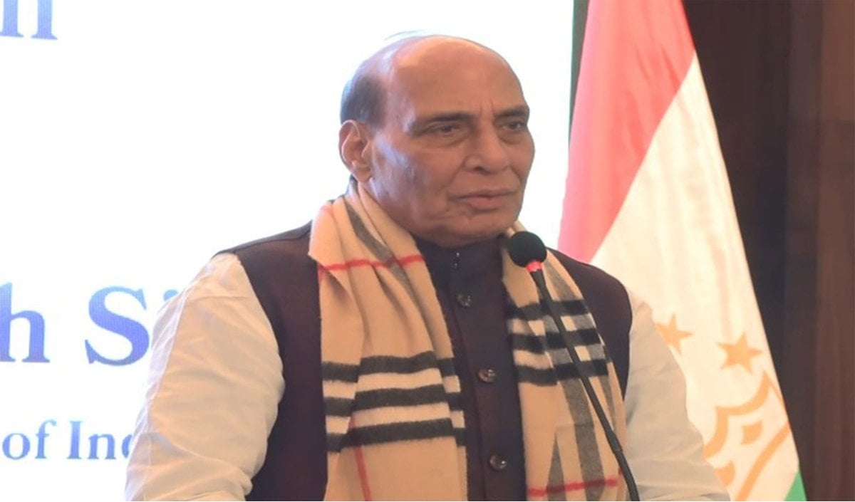 Army और Navy की बढ़ेगी मारक क्षमता, DAC ने 2.12 लाख करोड़ रुपये के रक्षा सौदों को दी मंजूरी