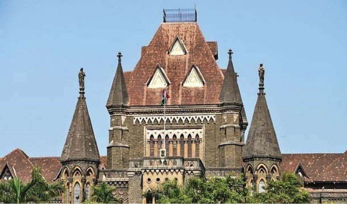 Bombay High Court ने Pune छात्रा पर FIR की रद्द, ऑपरेशन सिंदूर रीपोस्ट का था मामला